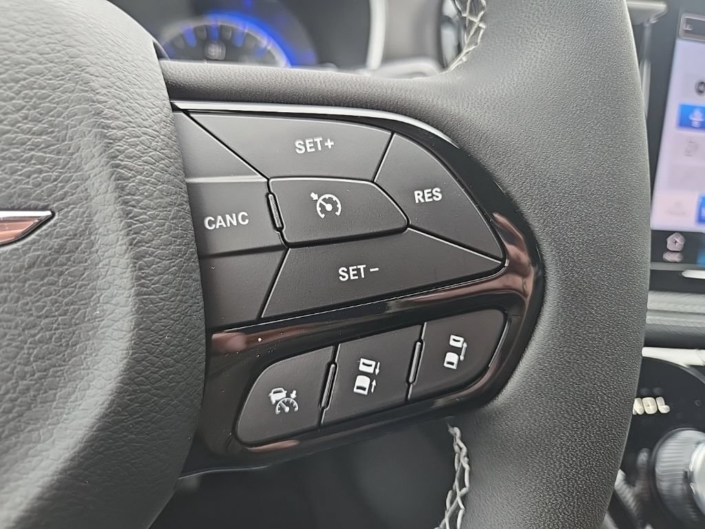 New 2026 Chrysler Pacifica Select w/ S Appearance Package FWD image 41