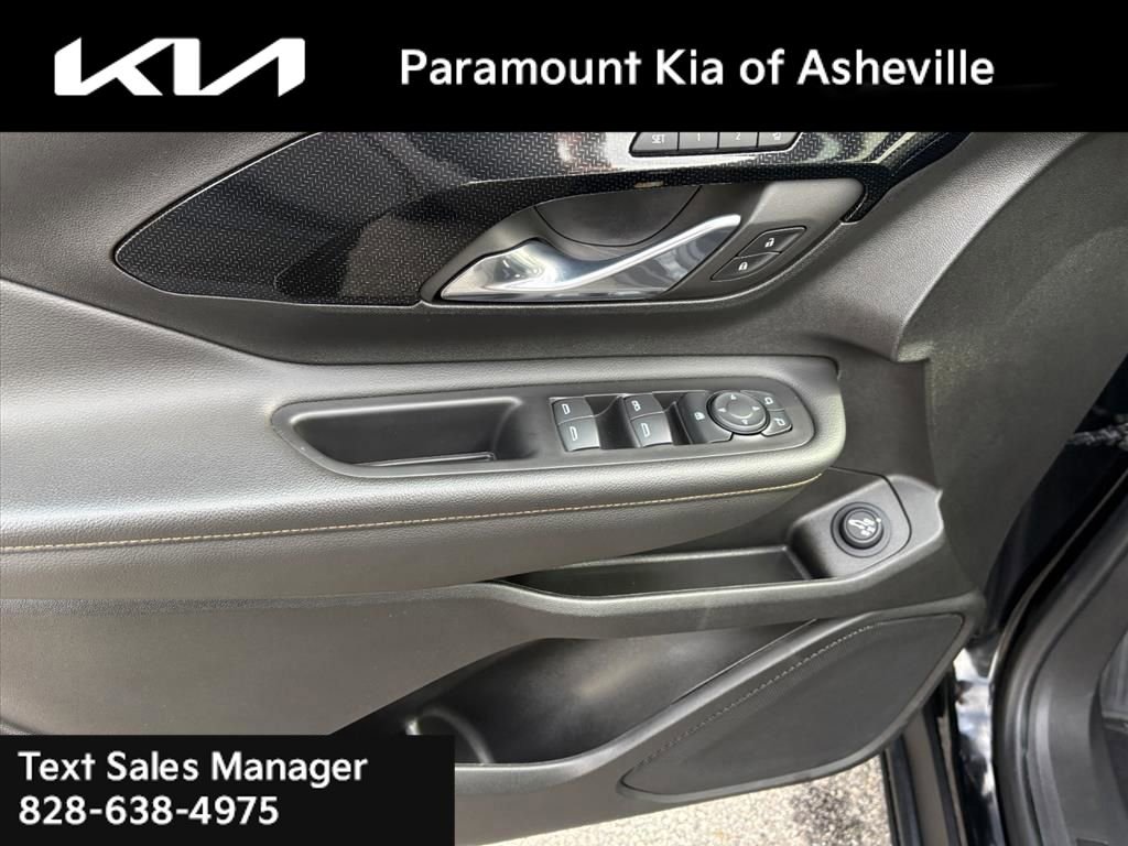 Used 2023 GMC Terrain AT4 w/ Tech Package image 26