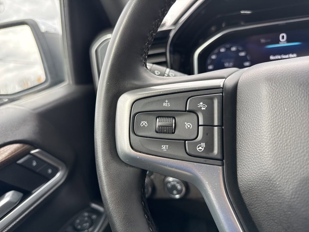 Used 2025 Chevrolet Silverado 1500 LT image 15