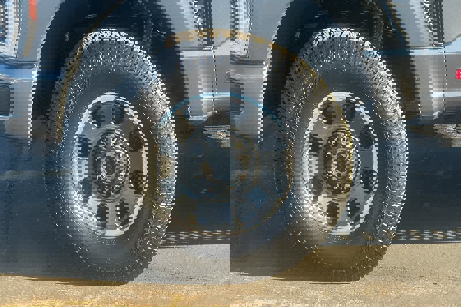 Used 2023 Ford F250 XLT w/ Black Appearance Package image 31