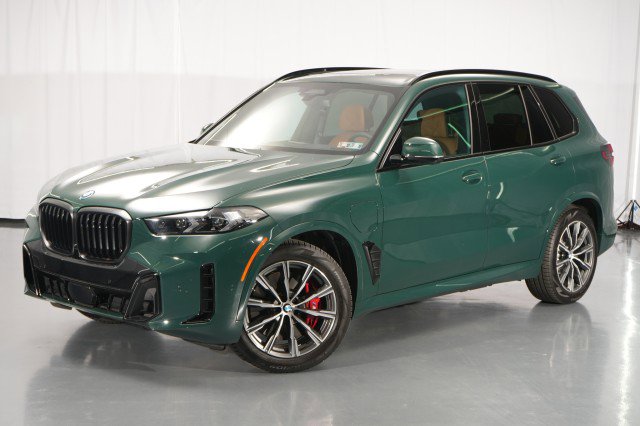 Used 2026 BMW X5 xDrive50e w/ M Sport Package AWD/4WD image 1