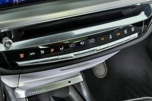 Used 2023 Cadillac Lyriq 2WD image 18