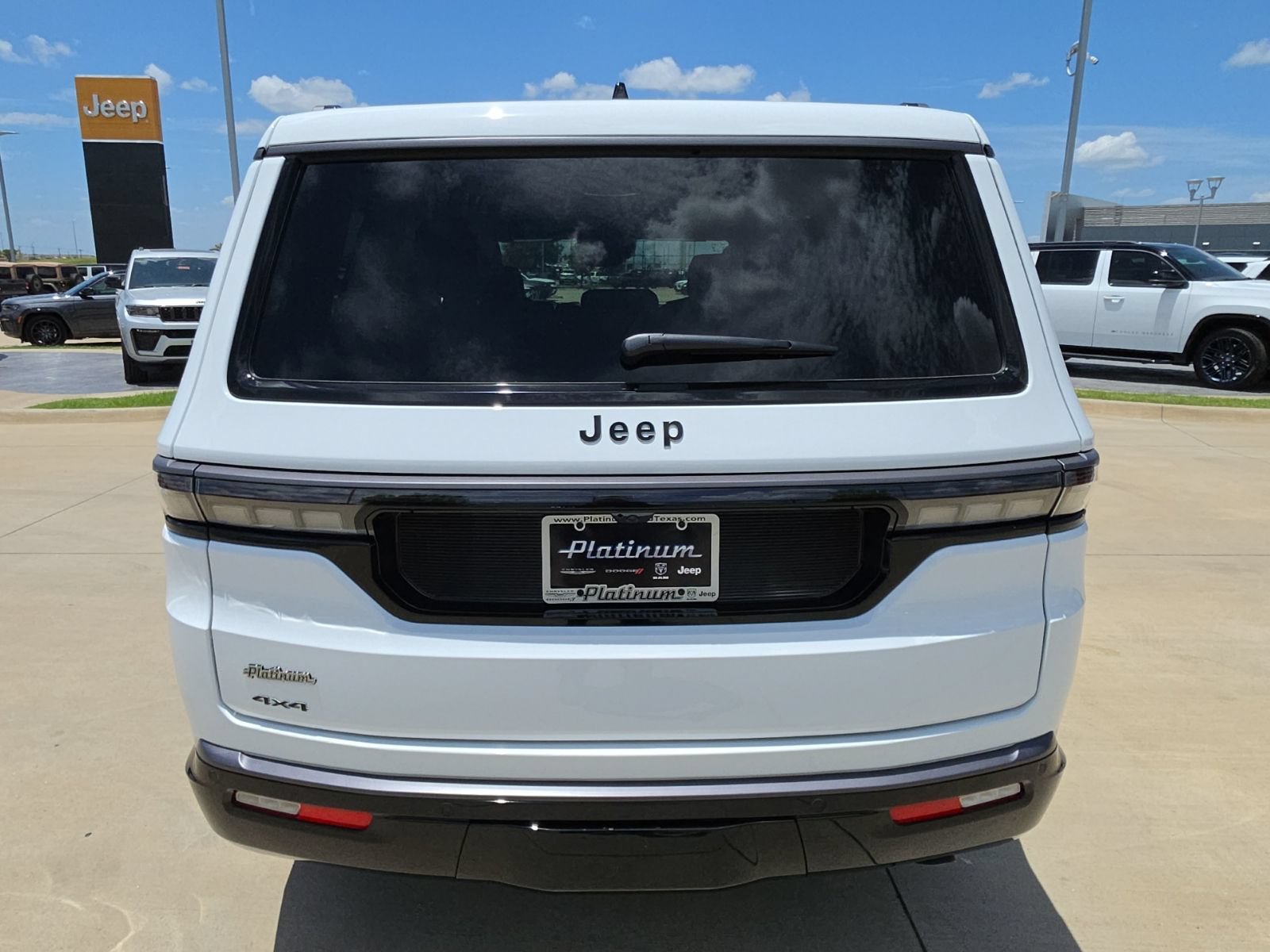 New 2026 Jeep Grand Wagoneer Limited AWD/4WD image 4