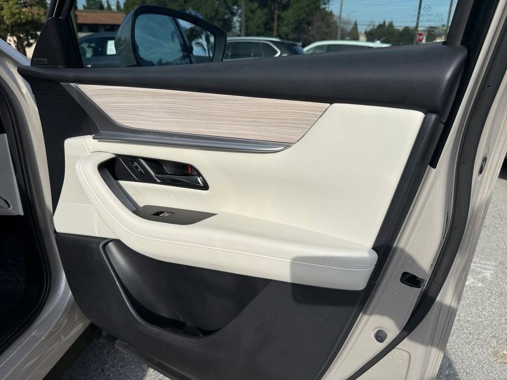 Used 2024 MAZDA CX-90 Plug-In Hybrid w/ Premium Plus image 27