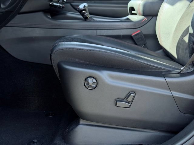 Used 2022 Dodge Durango R/T w/ Blacktop Package AWD/4WD image 19