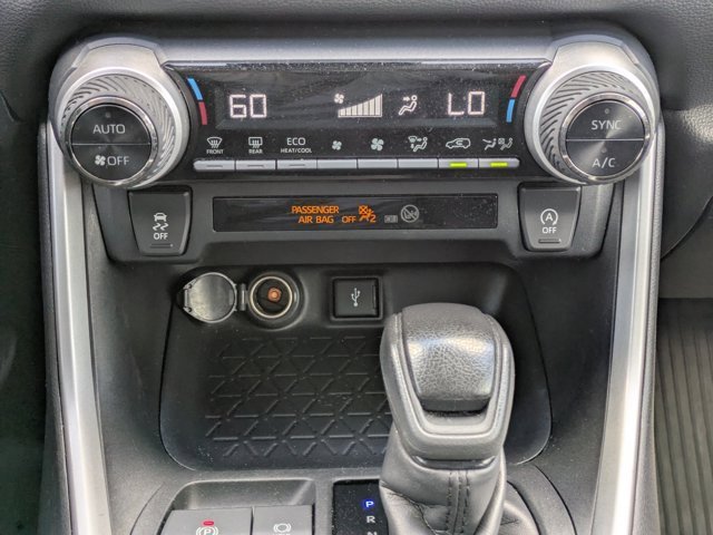 Used 2022 Toyota RAV4 XLE image 21