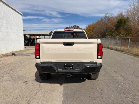 New 2026 Chevrolet Colorado ZR2 image 8