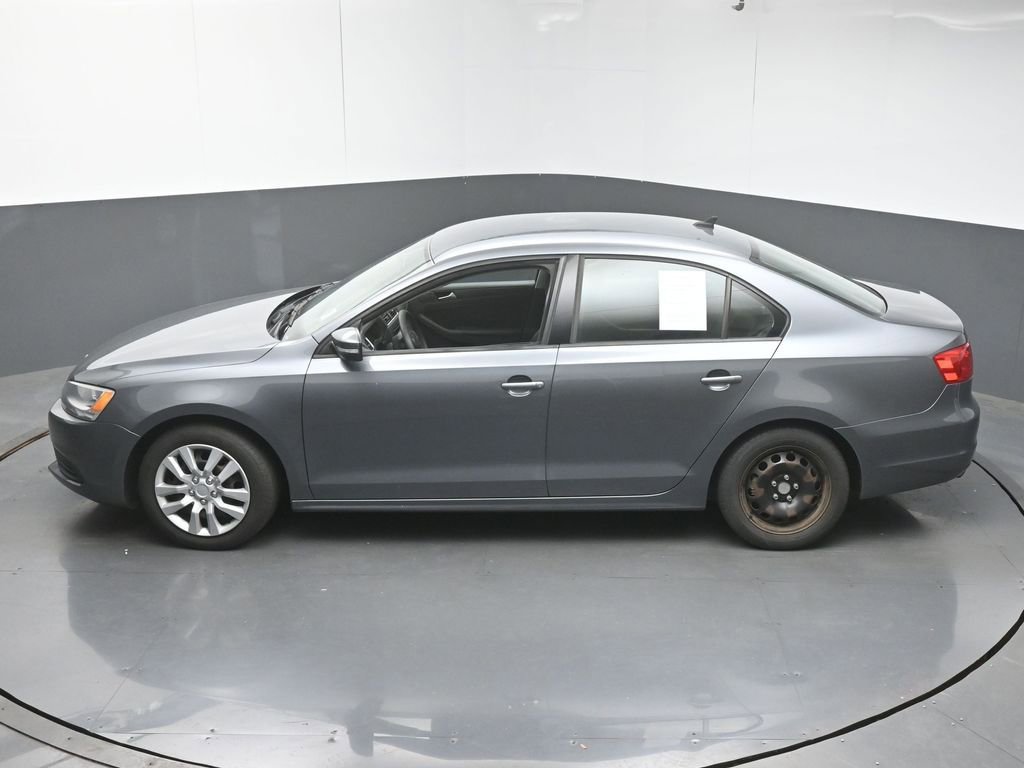 Used 2014 Volkswagen Jetta SE FWD image 44
