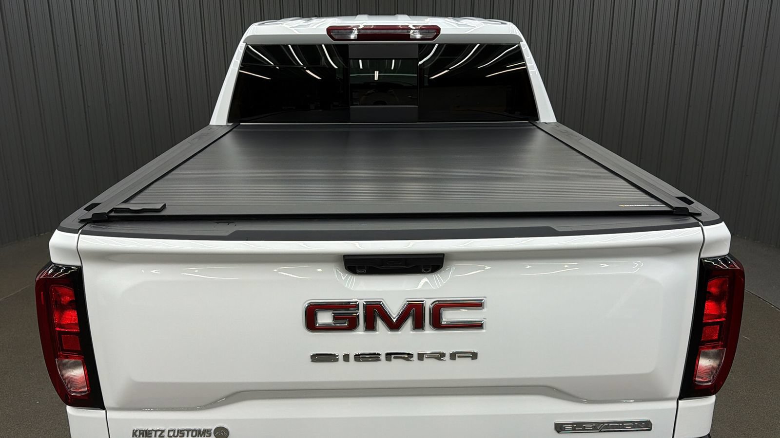 Used 2025 GMC Sierra 1500 Elevation w/ Elevation Premium Package AWD/4WD image 17