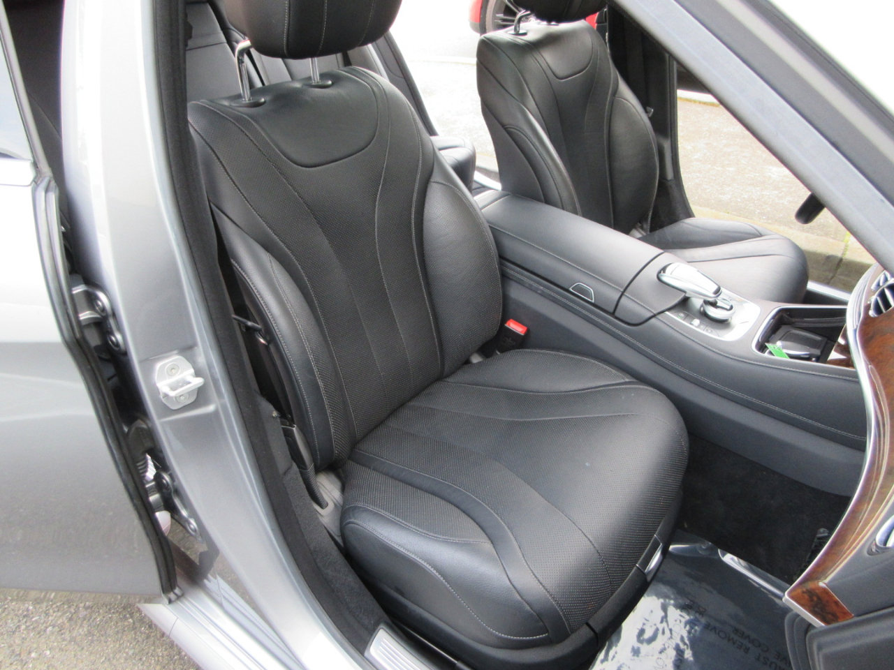 Used 2015 Mercedes-Benz S 550 Sedan image 24