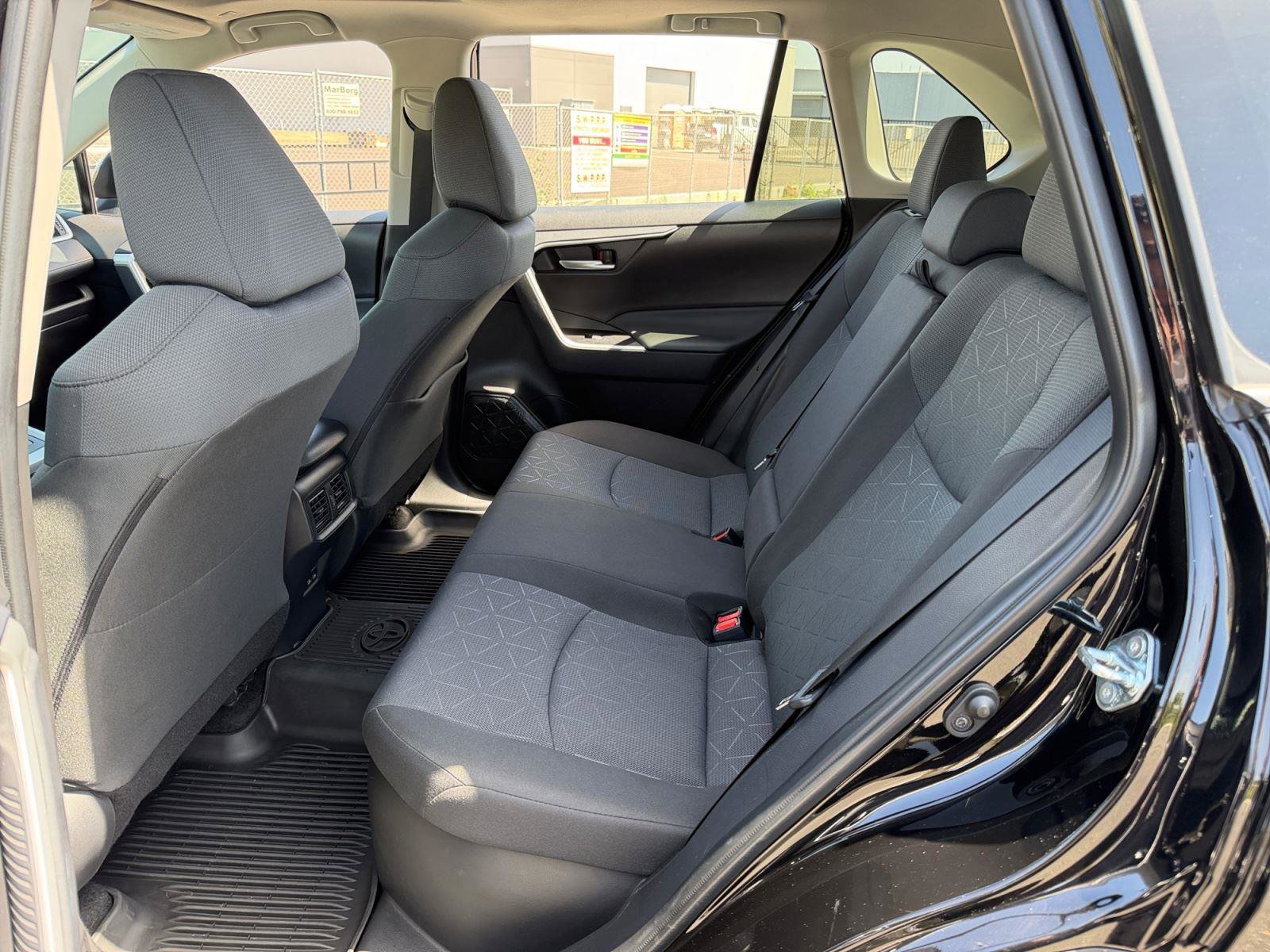 Certified 2025 Toyota RAV4 XLE w/ Convenience Package image 17