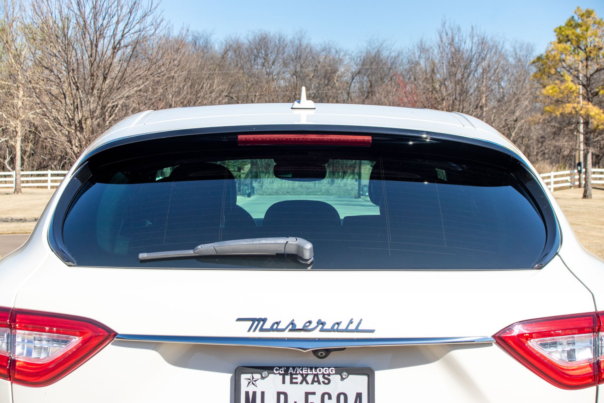 Used 2018 Maserati Levante image 7