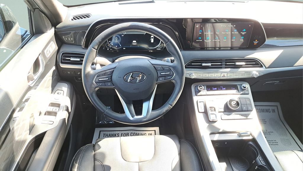 Used 2021 Hyundai Palisade Calligraphy image 23