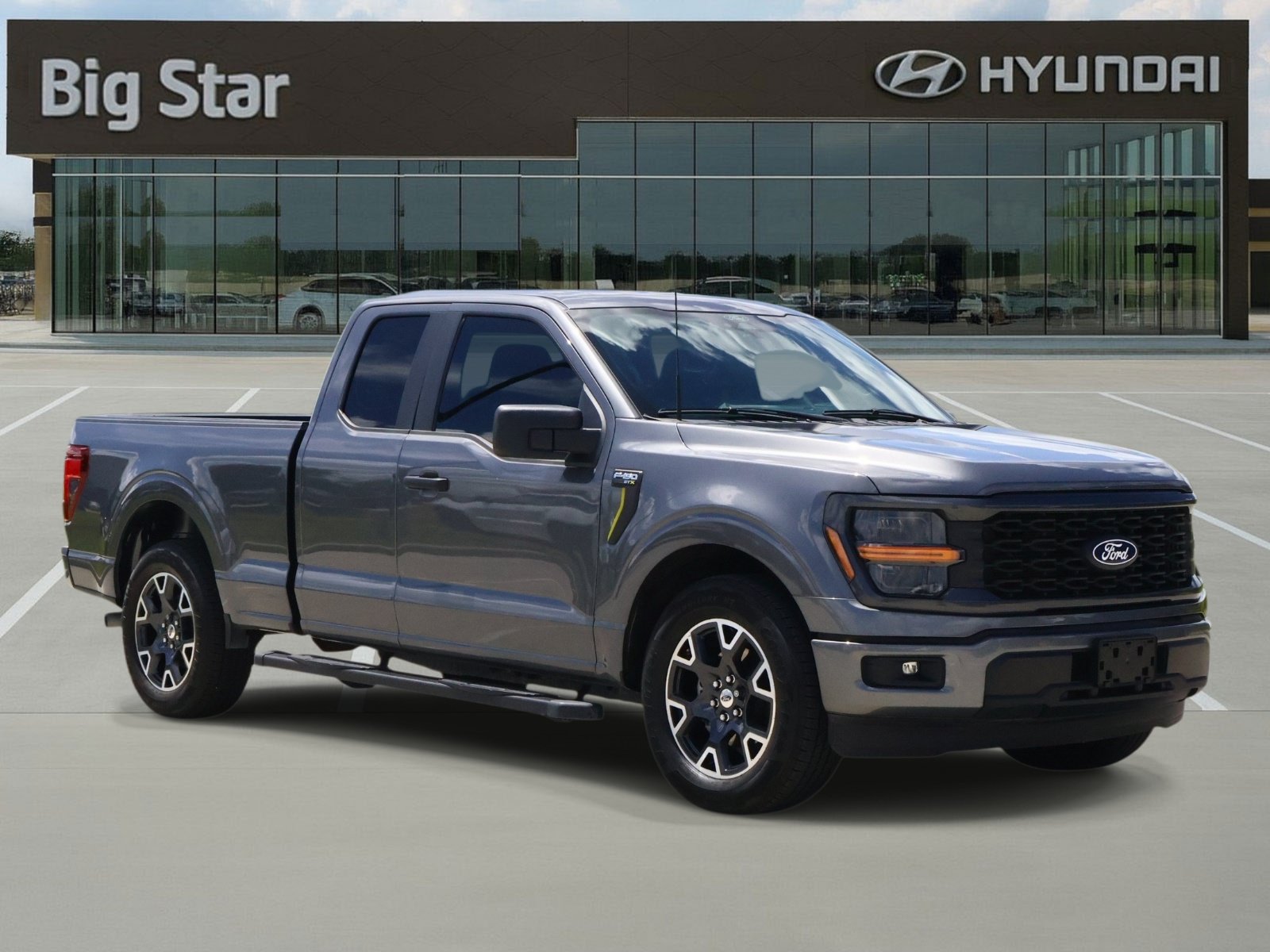 Used 2024 Ford F150 STX RWD image 6
