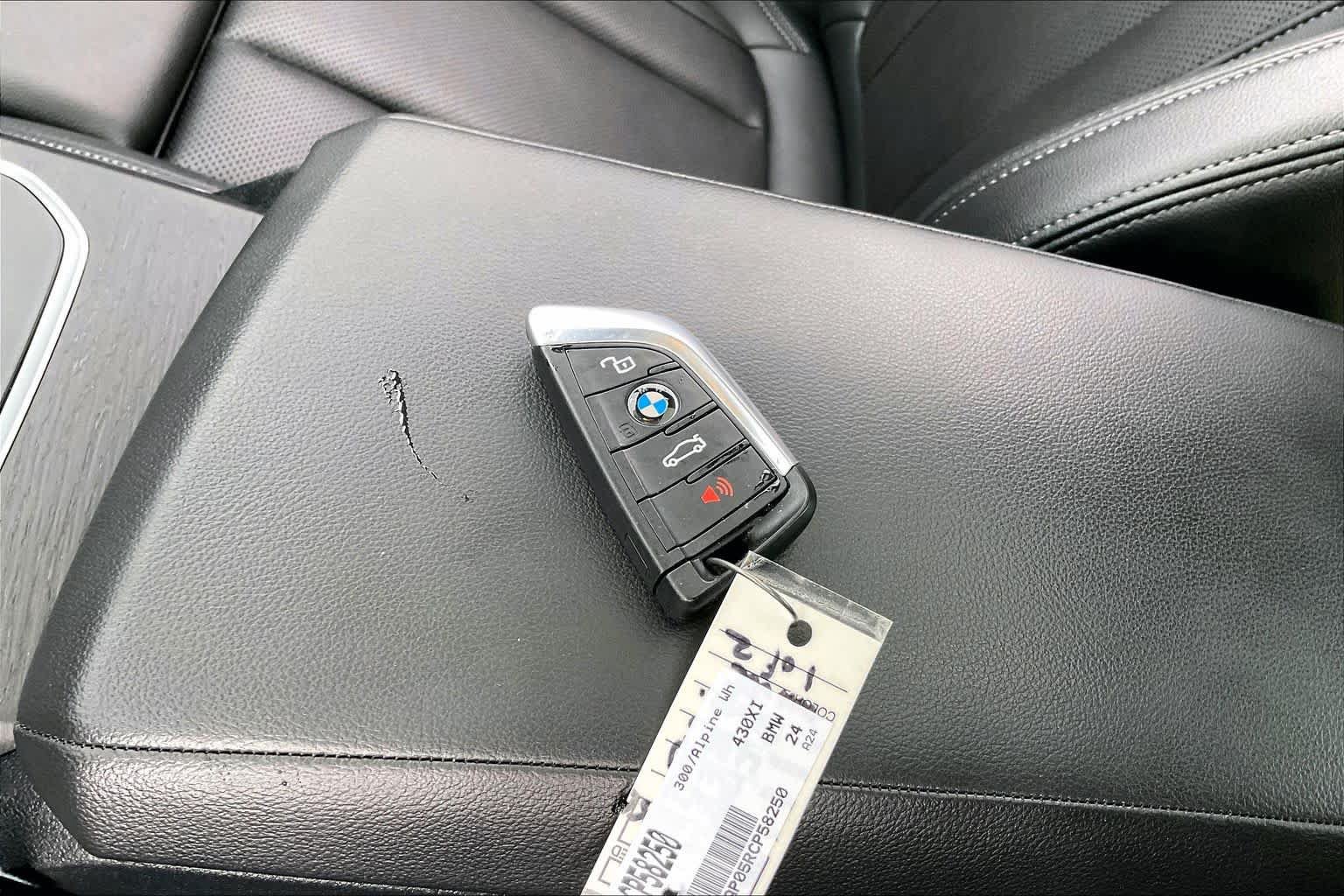 Used 2024 BMW 430i xDrive Coupe w/ Convenience Package AWD/4WD image 14