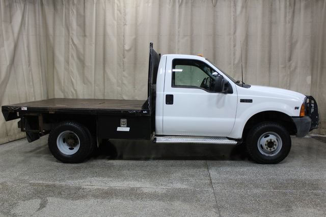 Used 2000 Ford F350 XL image 2