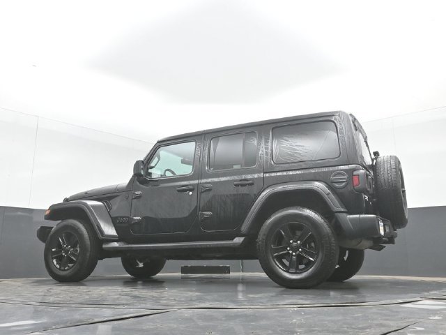 Used 2020 Jeep Wrangler Unlimited Sahara AWD/4WD image 39