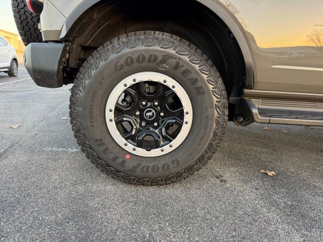 New 2025 Ford Bronco Outer Banks w/ Sasquatch Package image 11