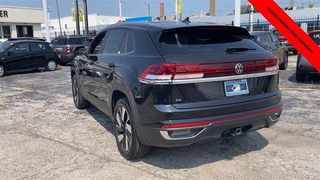 Used 2024 Volkswagen Atlas Cross Sport SE image 28