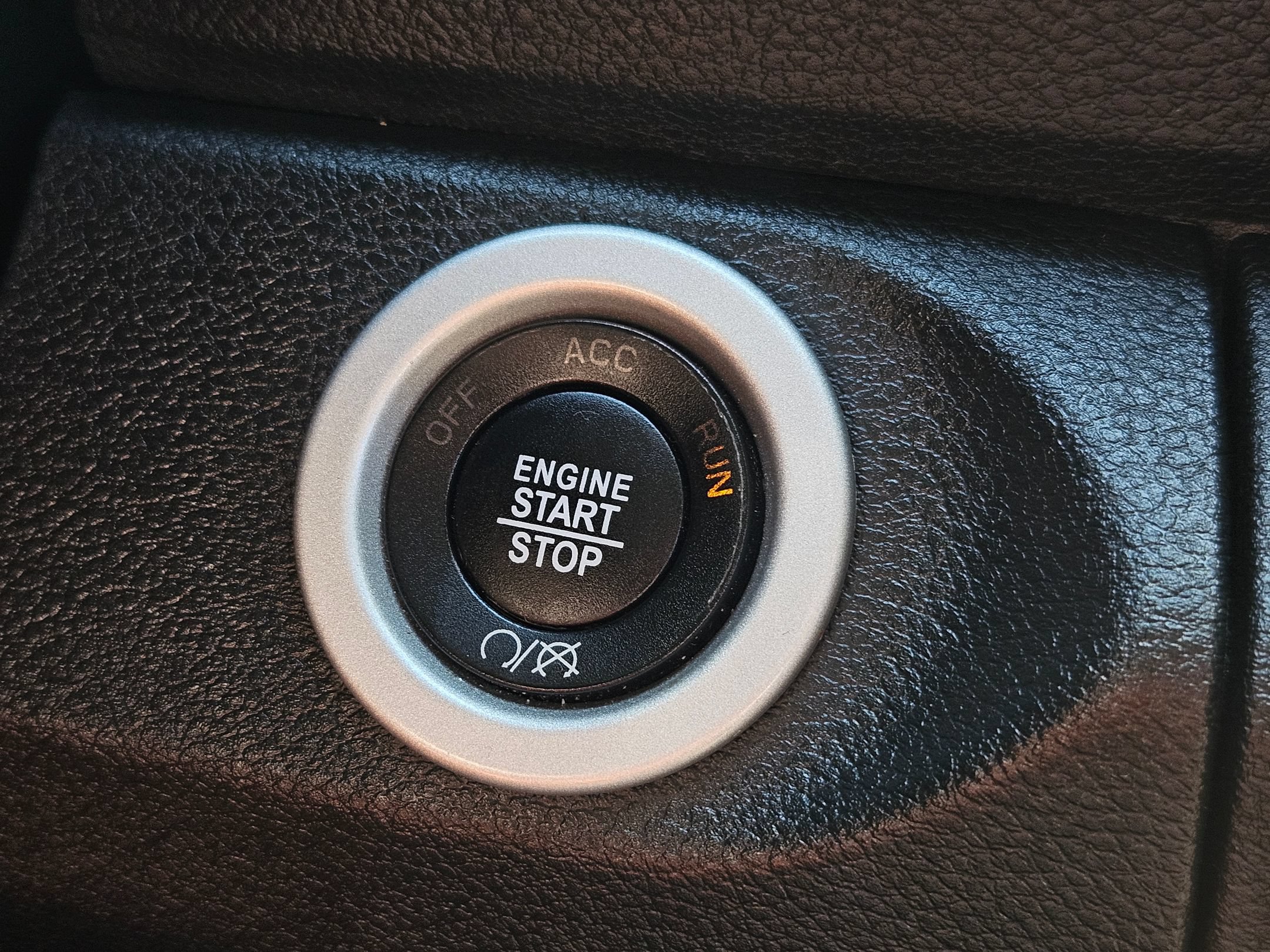 Used 2017 RAM 3500 Laramie Longhorn AWD/4WD image 16