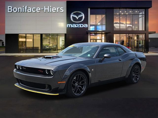 Used 2022 Dodge Challenger R/T Scat Pack RWD image 2