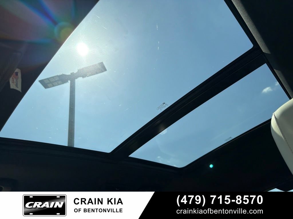 Used 2020 Cadillac XT6 Sport AWD/4WD image 4