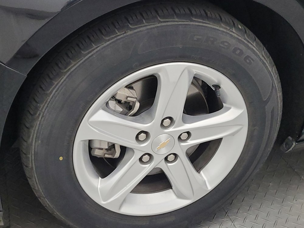 Used 2024 Chevrolet Malibu LS FWD image 31