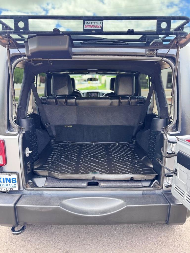 Used 2015 Jeep Wrangler Unlimited Sport w/ Quick Order Package 24S AWD/4WD image 17