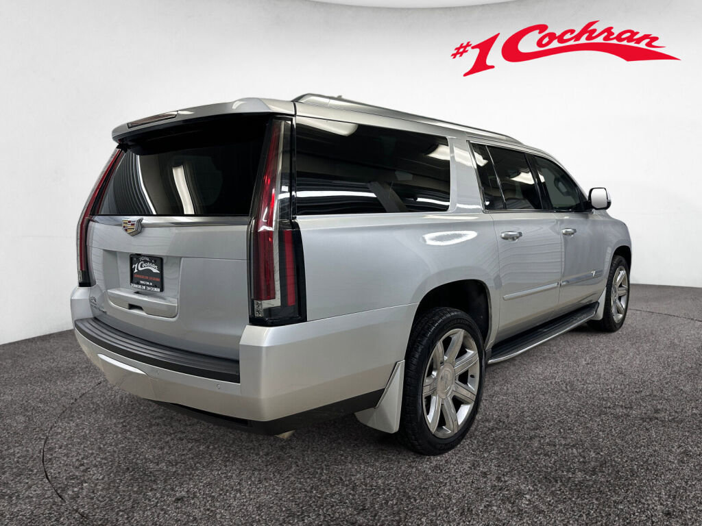 Used 2016 Cadillac Escalade ESV Luxury image 35