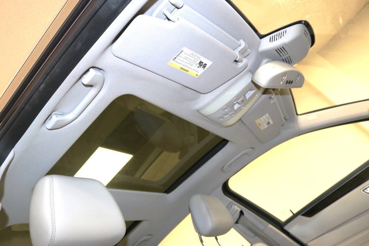 Used 2015 Mercedes-Benz E 350 Sedan image 93