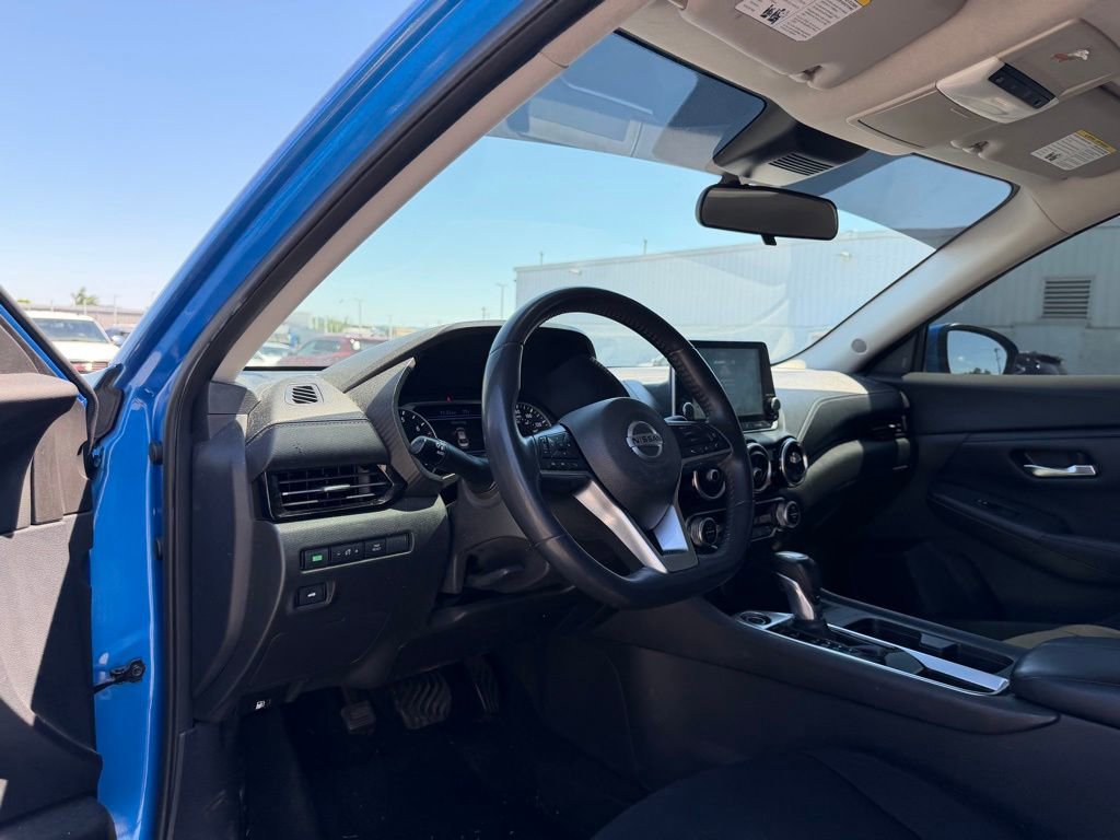 Used 2020 Nissan Sentra SV w/ Lighting Package FWD image 11