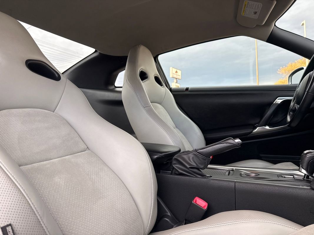 Used 2009 Nissan GT-R Premium image 17
