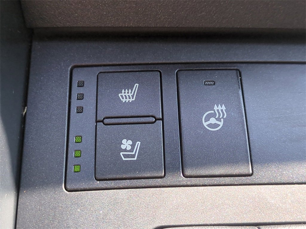 Used 2023 Lexus IS 300 w/ Comfort Package image 23