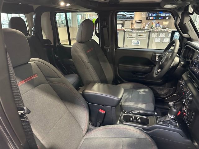 Used 2025 Jeep Gladiator Rubicon w/ Convenience Group image 14