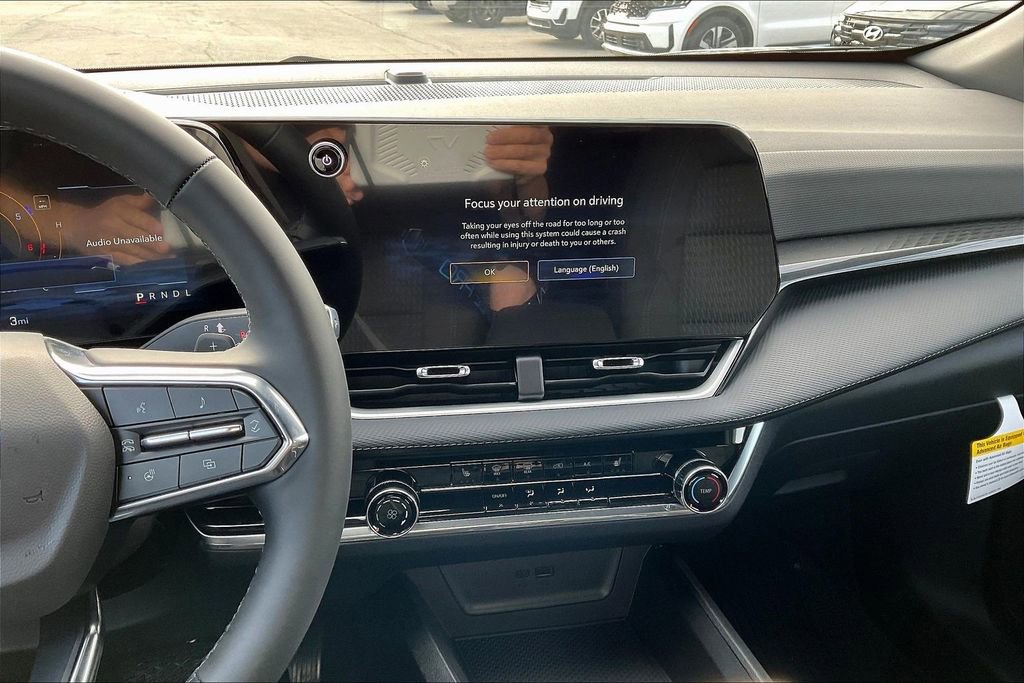 New 2026 Chevrolet Equinox LT w/ Safety and Technology Package image 7