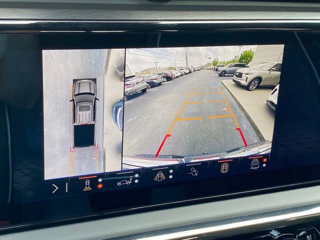 Used 2024 GMC Sierra 1500 AT4X image 13