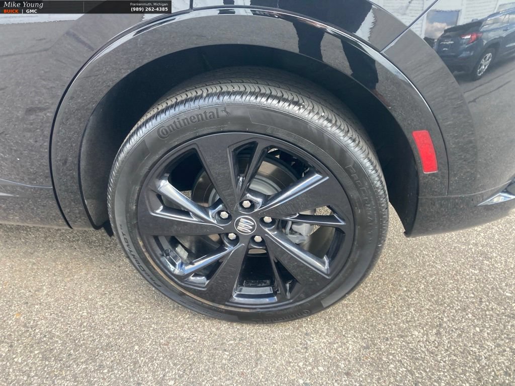 Used 2024 Buick Envision Sport Touring AWD/4WD image 9