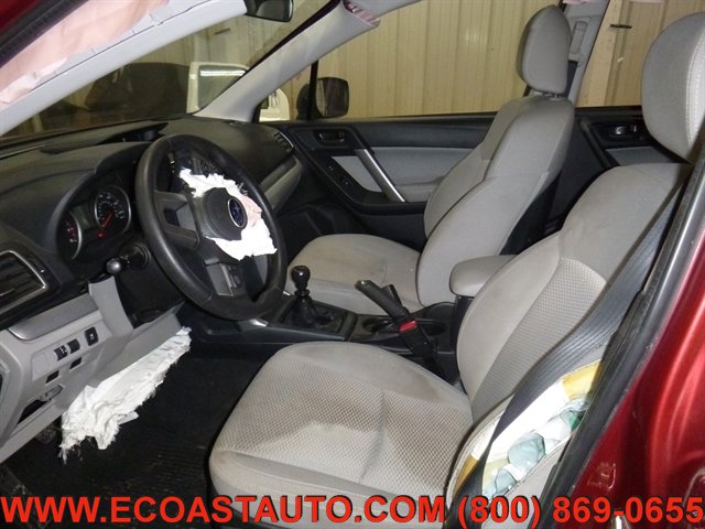 Used 2017 Subaru Forester 2.5i image 10