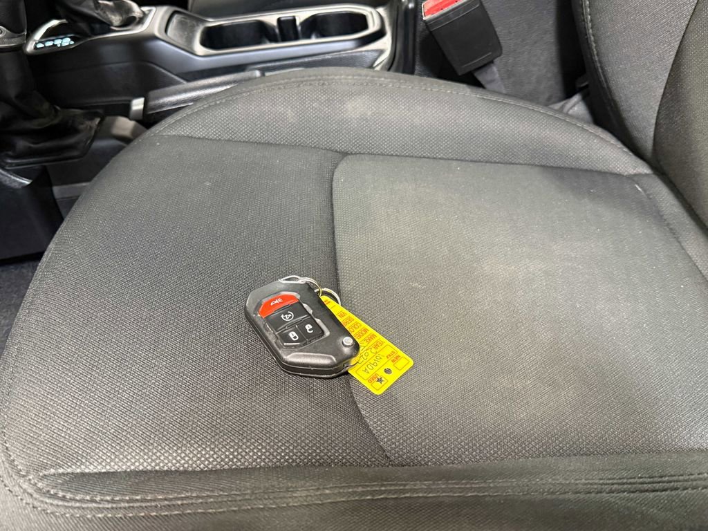 Used 2022 Jeep Wrangler Unlimited Sport image 20