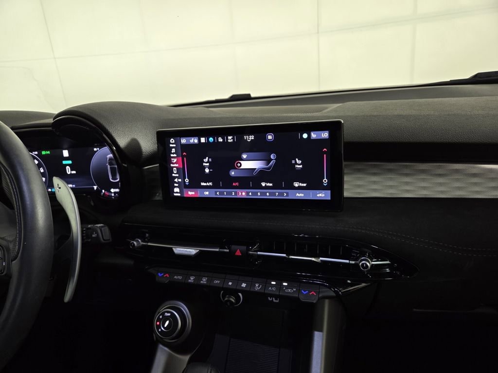 Used 2024 Alfa Romeo Tonale Veloce image 37