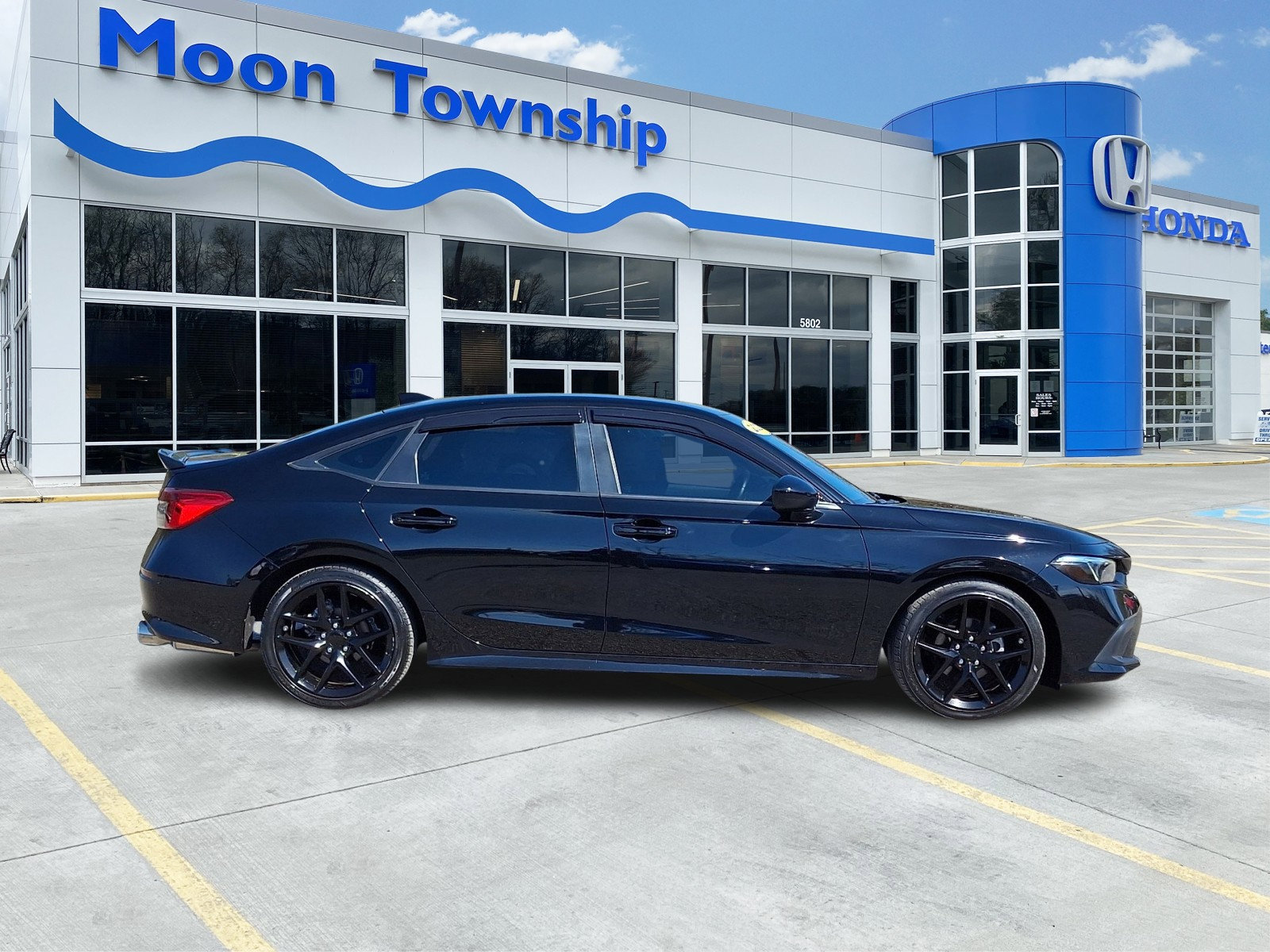 Used 2023 Honda Civic Sport image 7