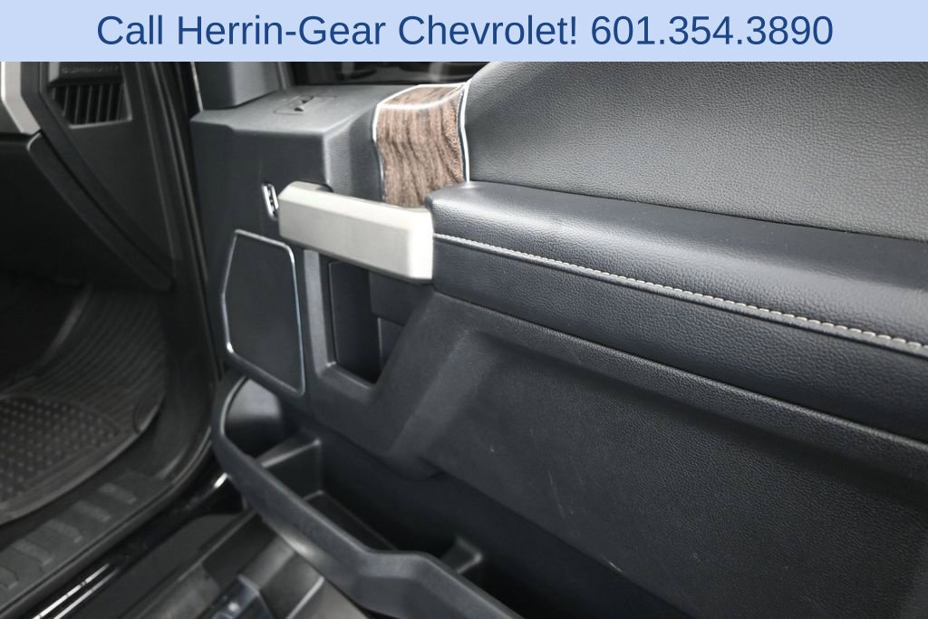 Used 2019 Ford F250 Lariat w/ Lariat Ultimate Package AWD/4WD image 24