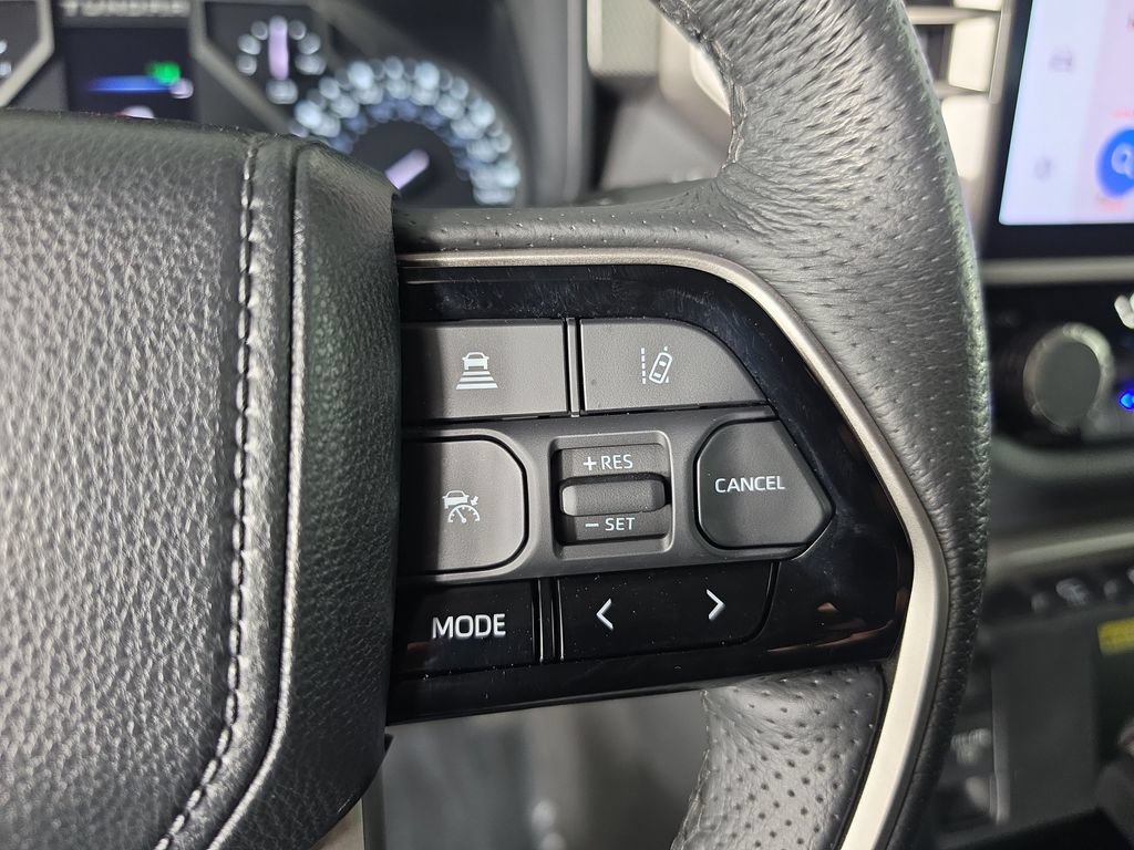 Used 2023 Toyota Tundra Limited AWD/4WD image 17