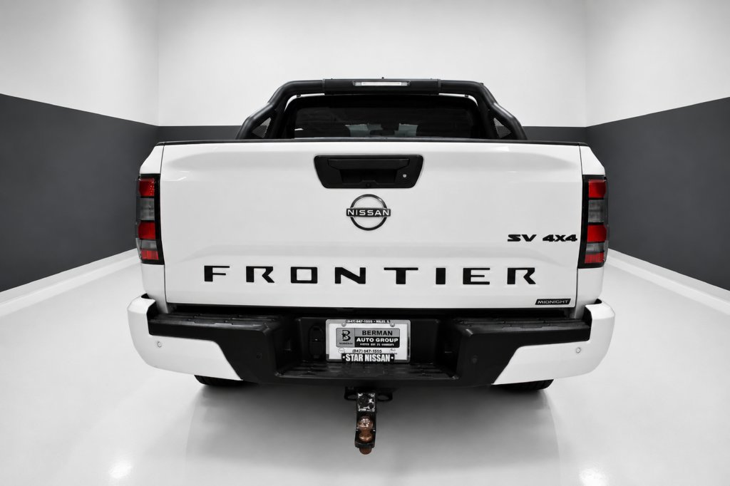 Certified 2023 Nissan Frontier SV w/ Midnight Edition Package AWD/4WD image 9
