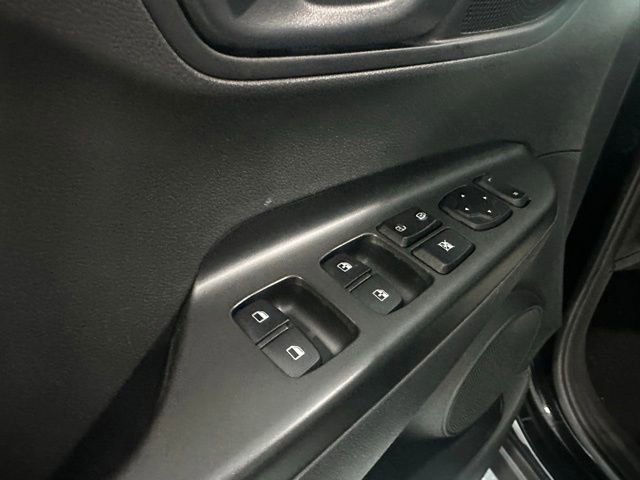 Used 2020 Hyundai Kona SEL image 14