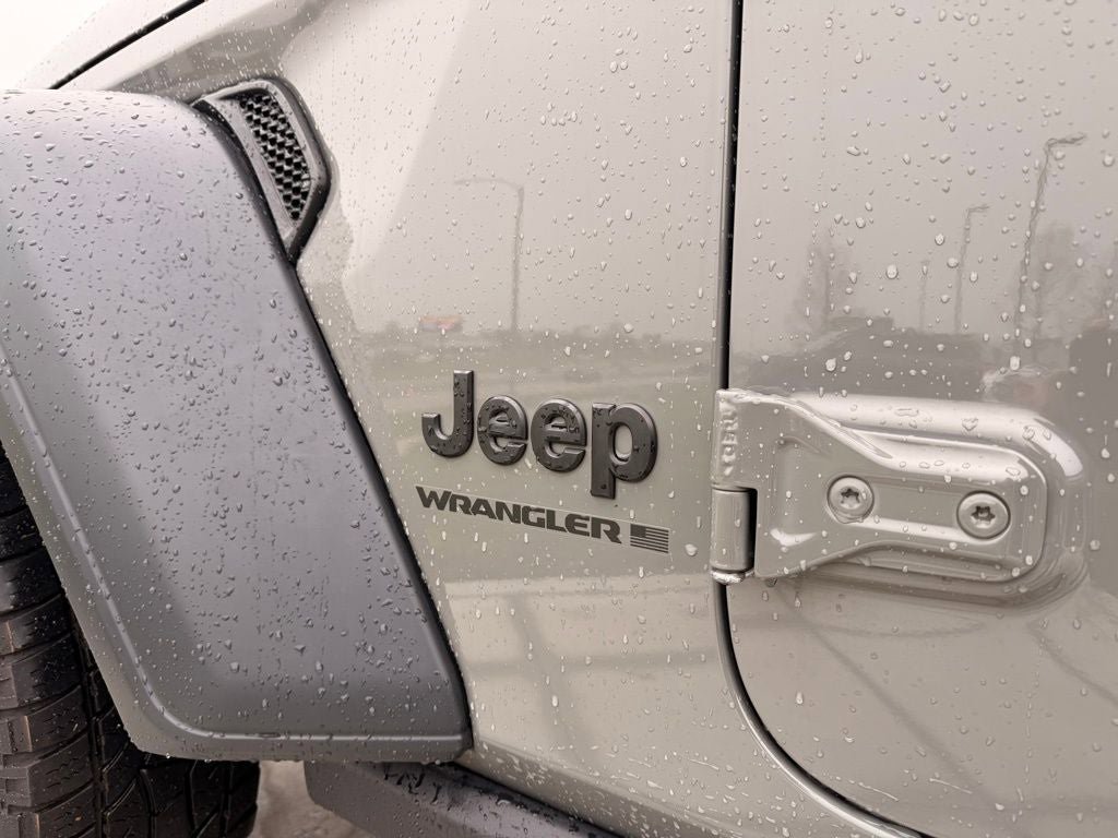Used 2023 Jeep Wrangler Unlimited Sport AWD/4WD image 11