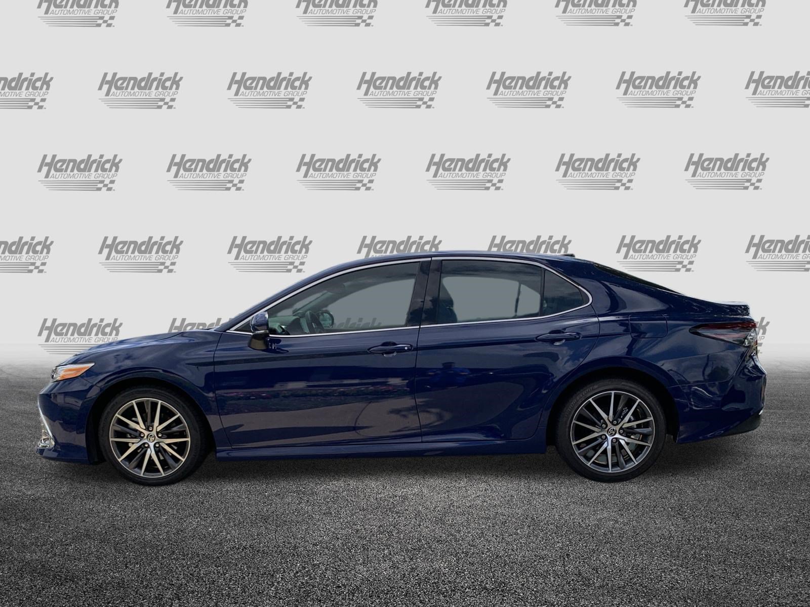 Used 2024 Toyota Camry XLE FWD image 7
