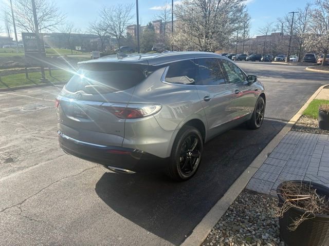 Certified 2024 Buick Enclave Essence w/ Sport Touring Edition image 5