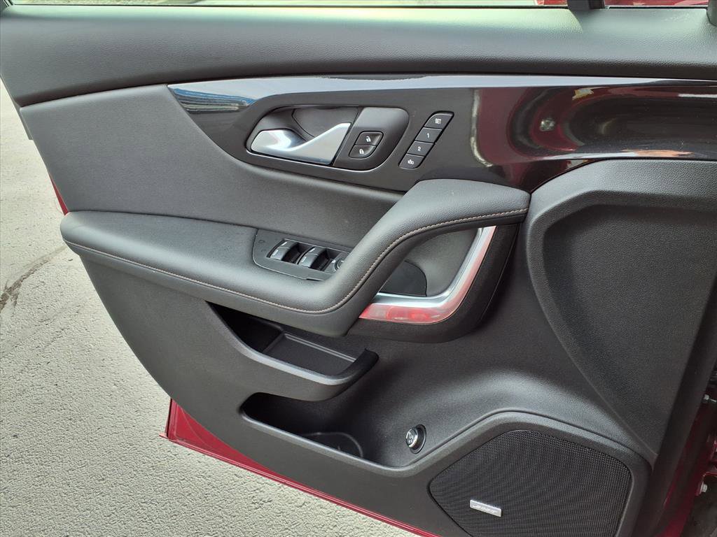 Used 2020 Chevrolet Blazer Premier w/ Driver Confidence II Package image 28