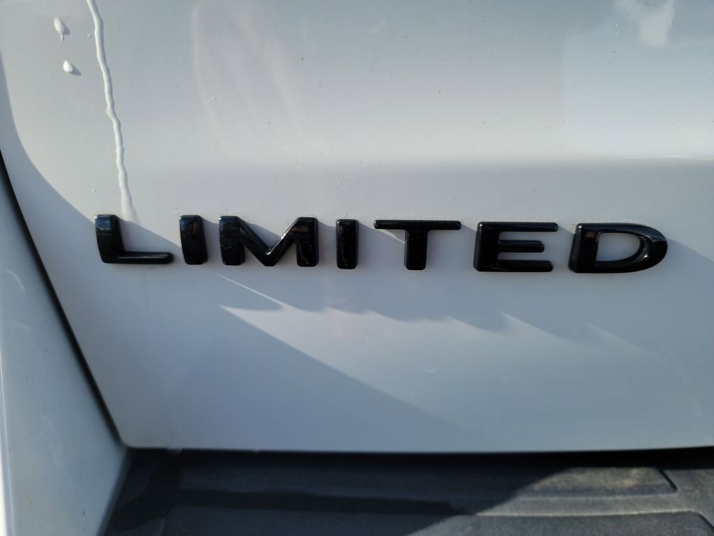 Used 2022 Ford Expedition Max Limited image 40